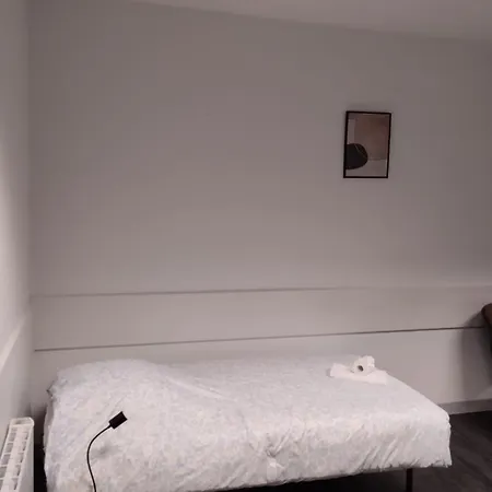 Casa de hóspedes Le Lilas - 6 *